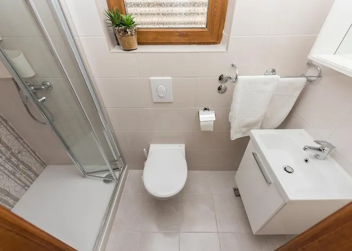 Daire Cesljar Makarska